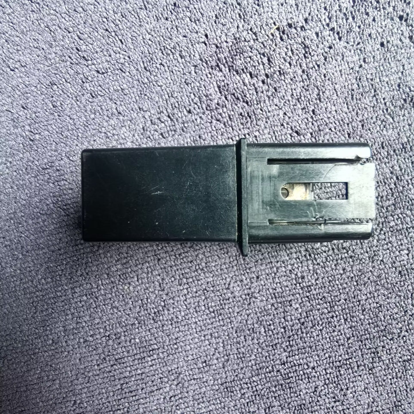 Mitsubishi OEM Relay MB629083