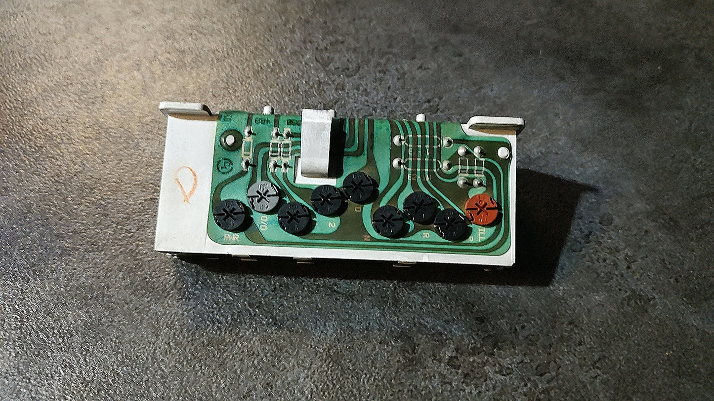92-96 Toyota Camry OEM A/T Shifter Indicator