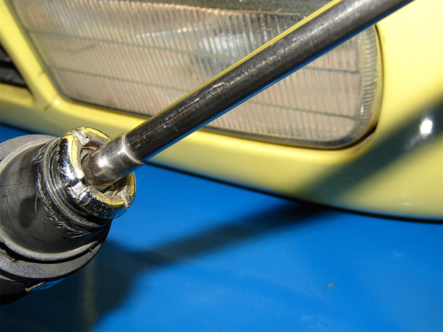 92 93 94 95 96 Lexus ES300 OEM Power Antenna Top Mount Mounting Lock Nut