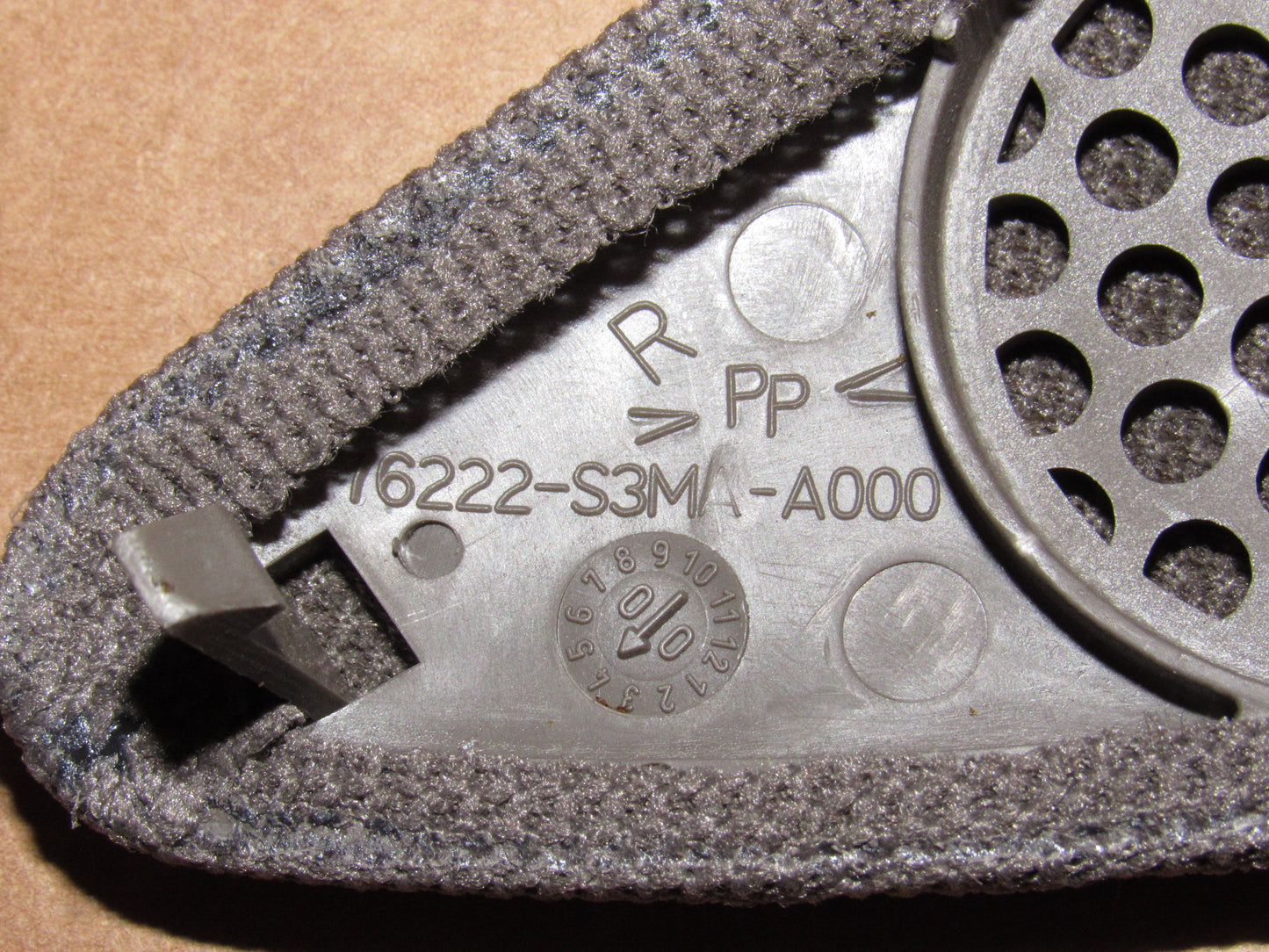 01-03 Acura CL OEM Front Door Tweeter Speaker Grille - Right