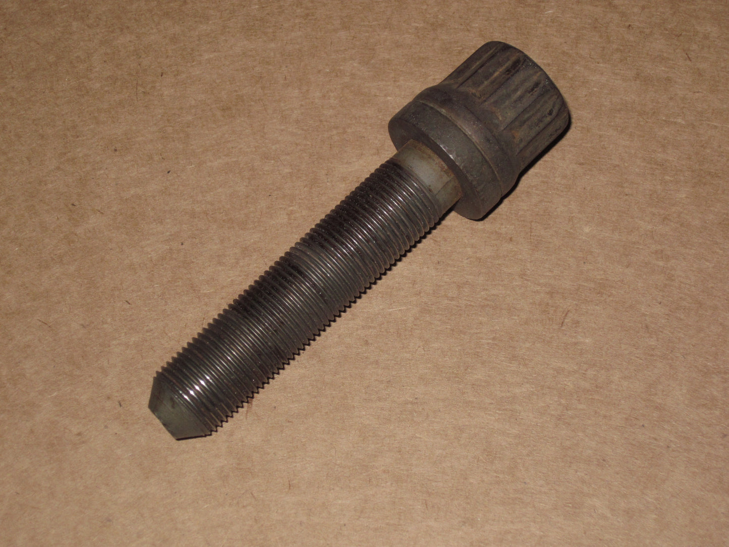 95 96 97 Audi A4 OEM Crankshaft Pulley Mounting Bolt