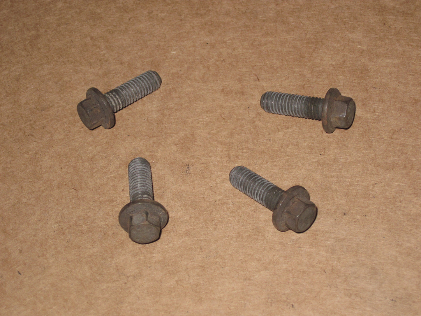 01 02 03 Volvo V70 2.4L Turbo OEM Crankshaft Pulley Side Mounting Bolts