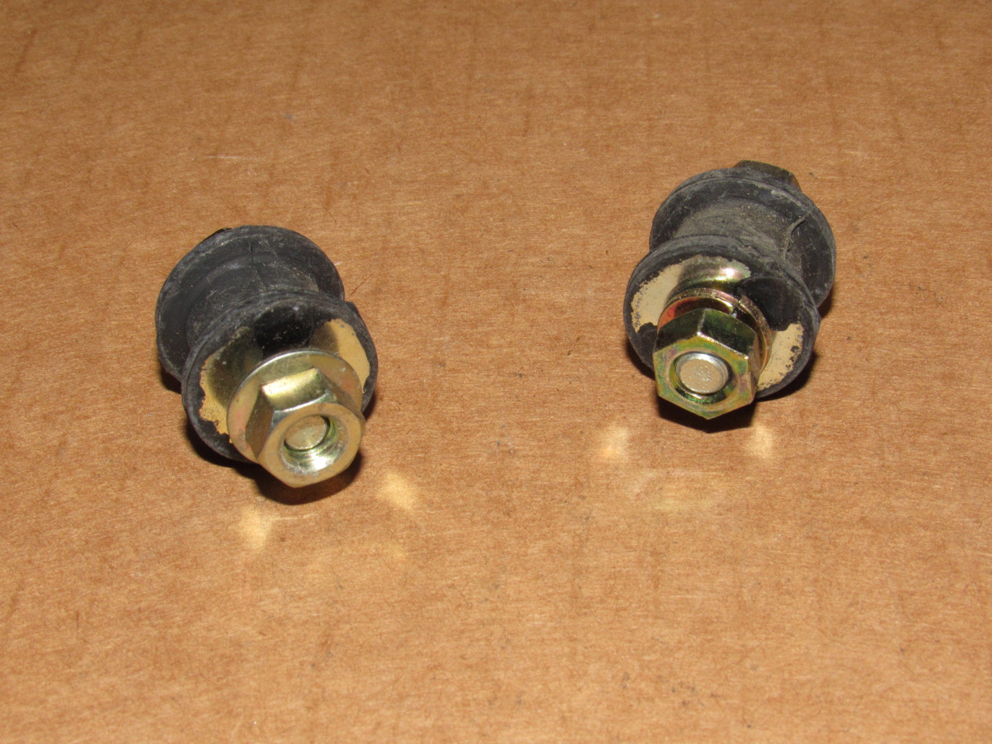 97 98 99 Mitsubishi Eclipse OEM Antenna Rubber Absorber Damper