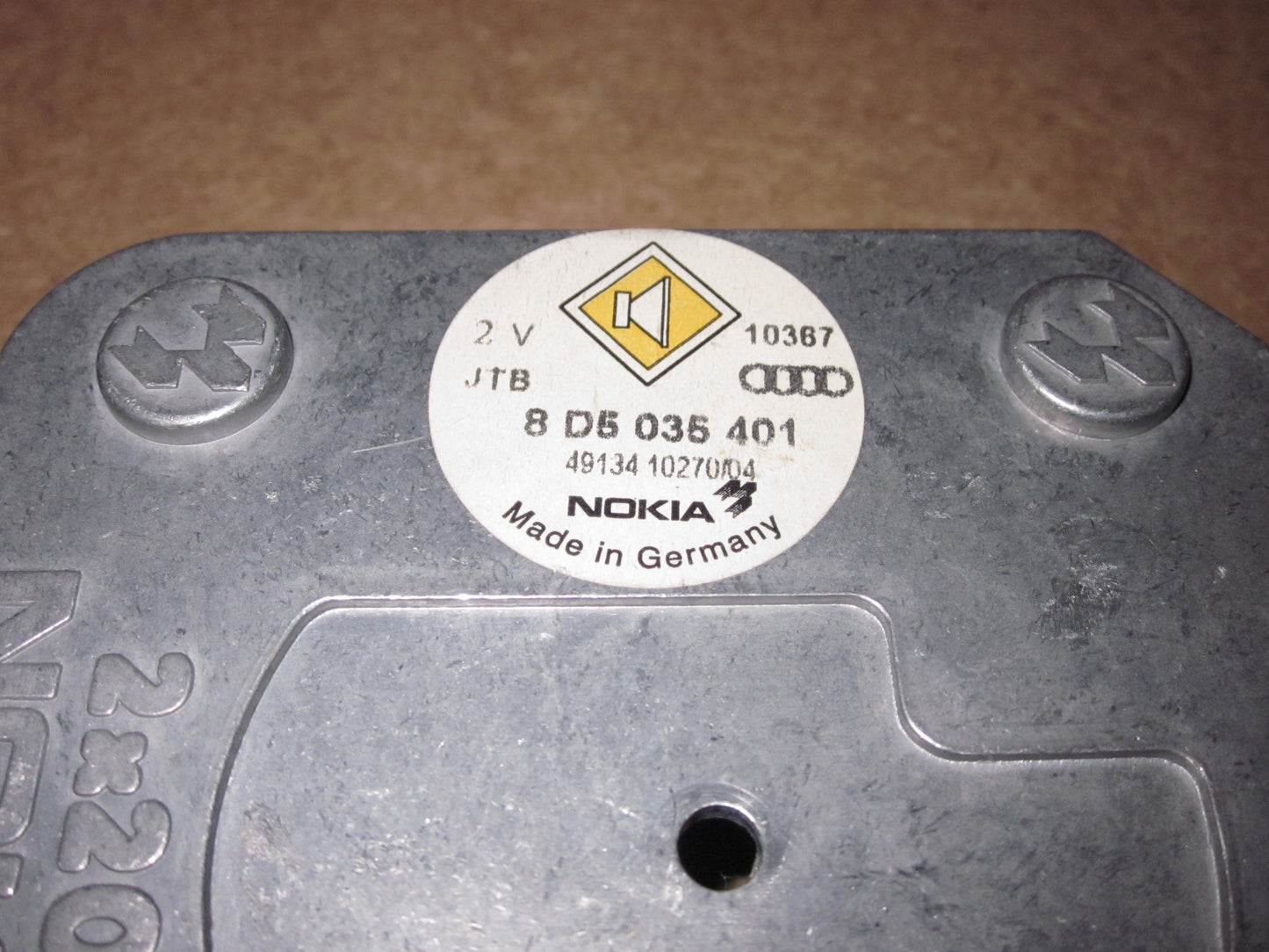 95 96 97 Audi A4 OEM Speaker Amp Amplifier