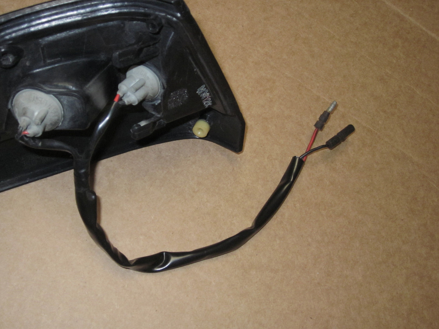 84 85 Honda Civic OEM Front Signal Corner Light Bulb Socket - Left