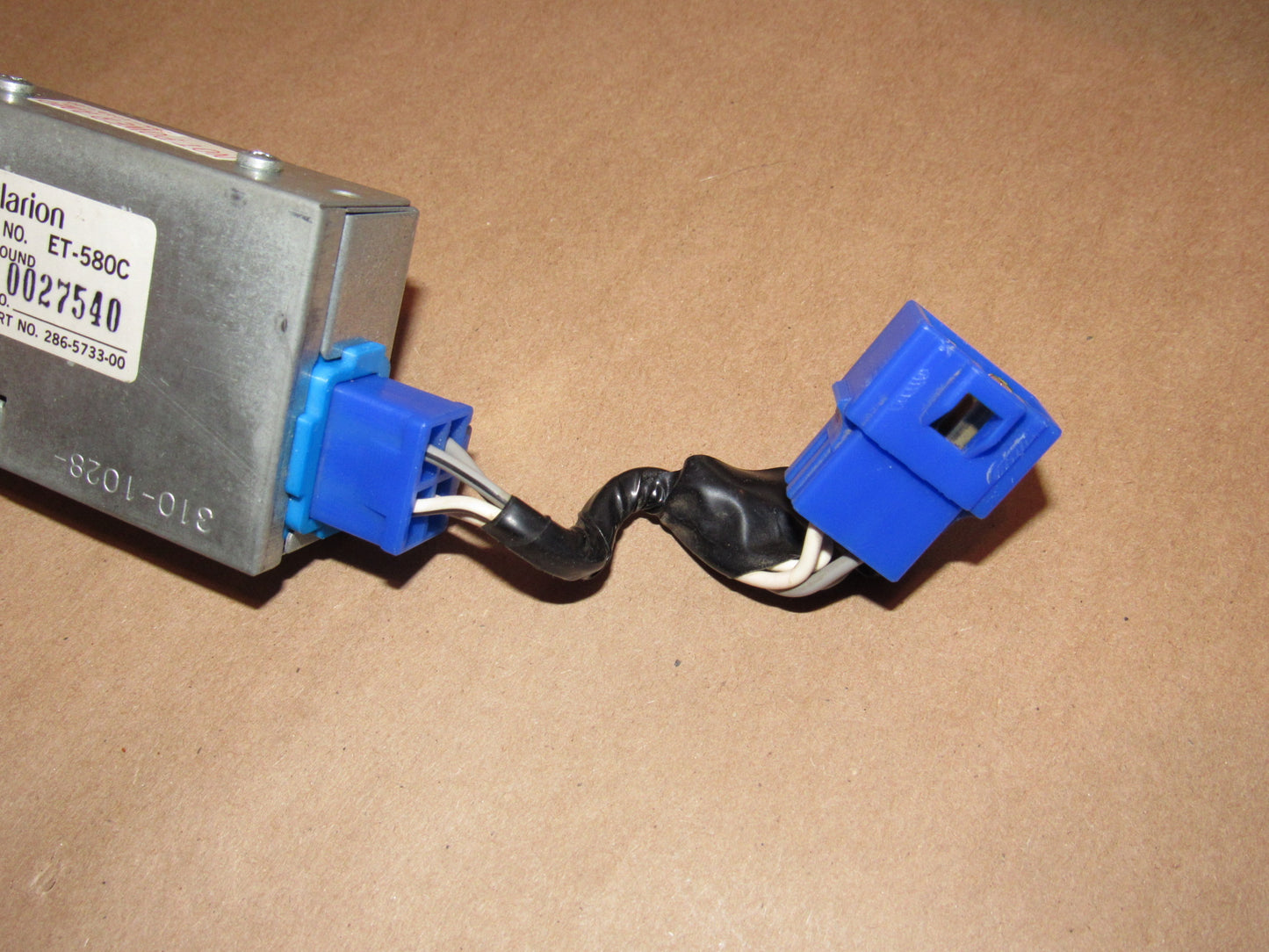 86 87 88 Mazda RX7 OEM Radio Signal Processor Module Harness Connector