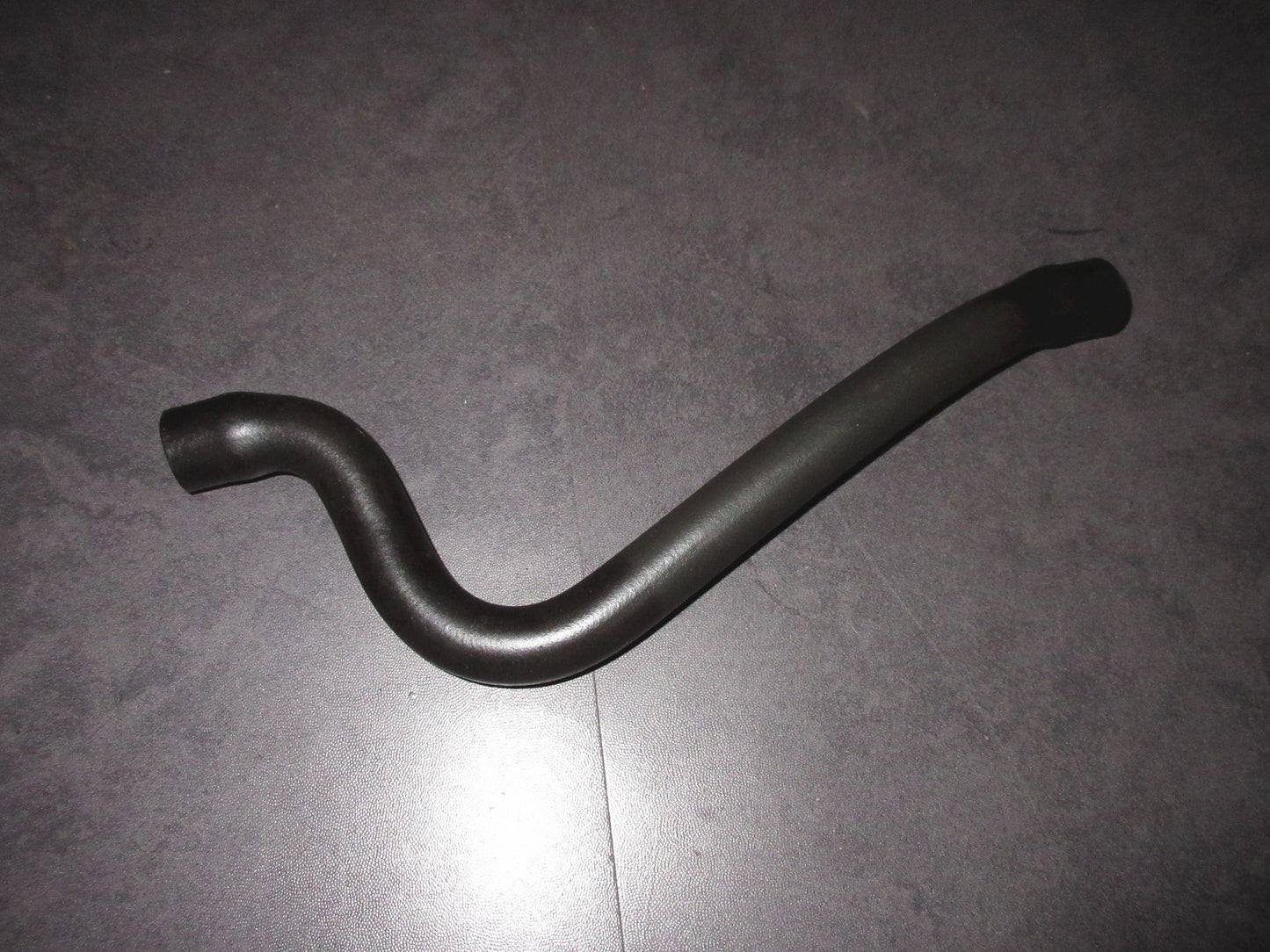 91 92 Mitsubishi 3000GT OEM Engine Valve Cover Vacuum Hose