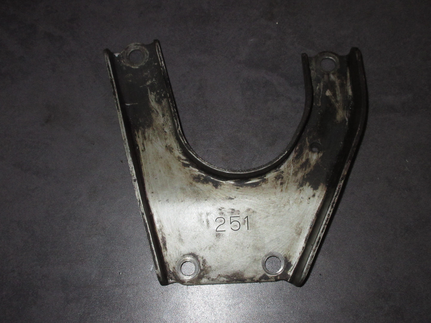 91 92 Mitsubishi 3000GT OEM Right Intake Manifold Mounting Bracket