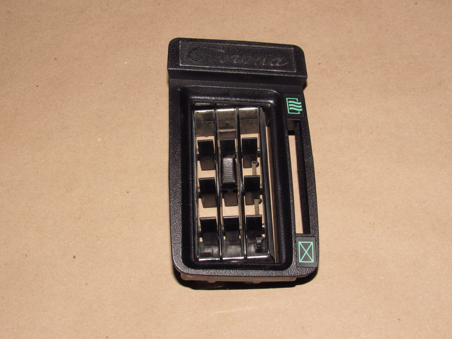 74-76 Toyota Corona OEM Dash Air Vent Louver - Right
