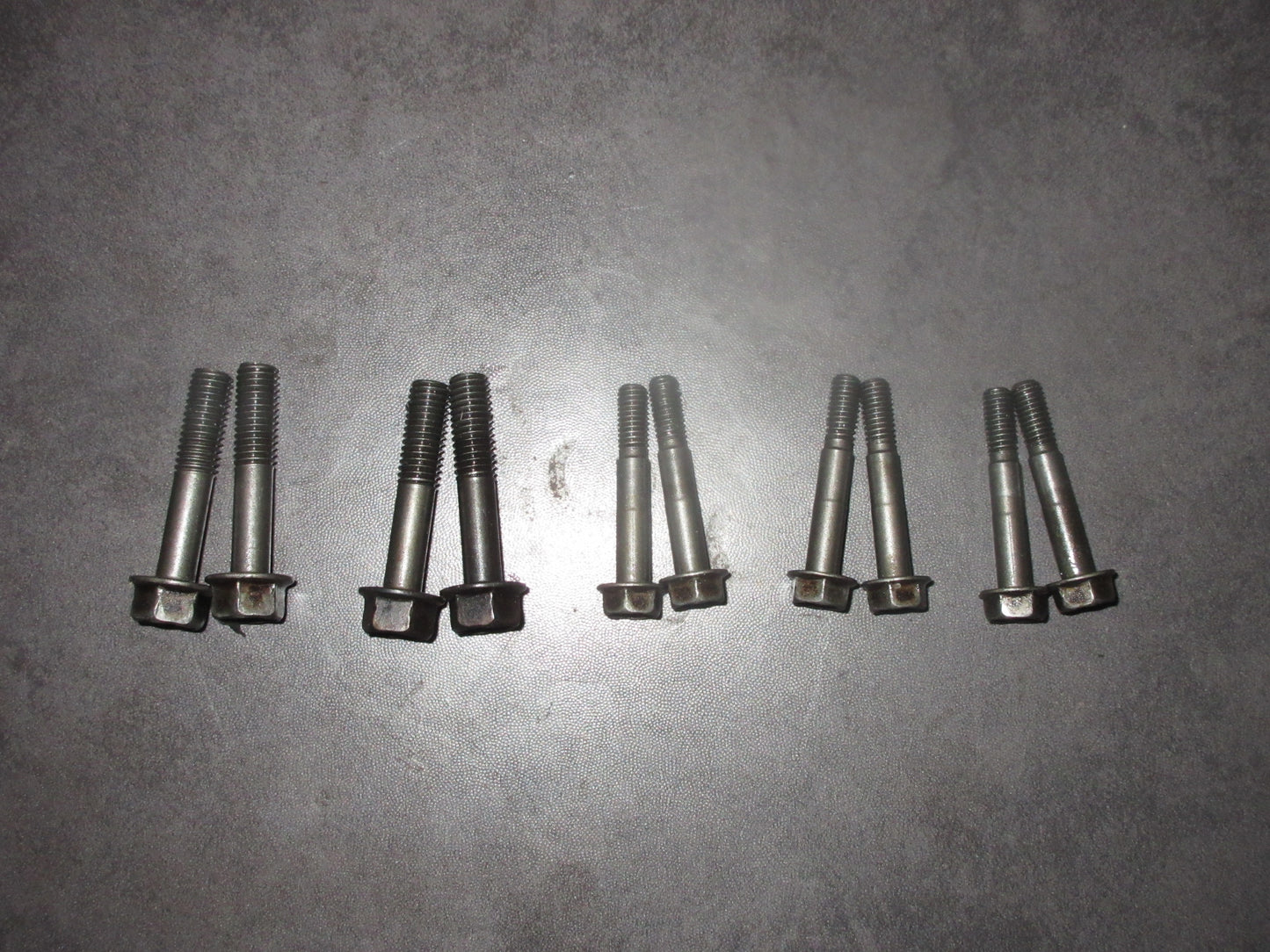 91 92 Mitsubishi 3000GT 3.0L DOHC OEM Rear Intake Camshaft Bearing Cap Bolt