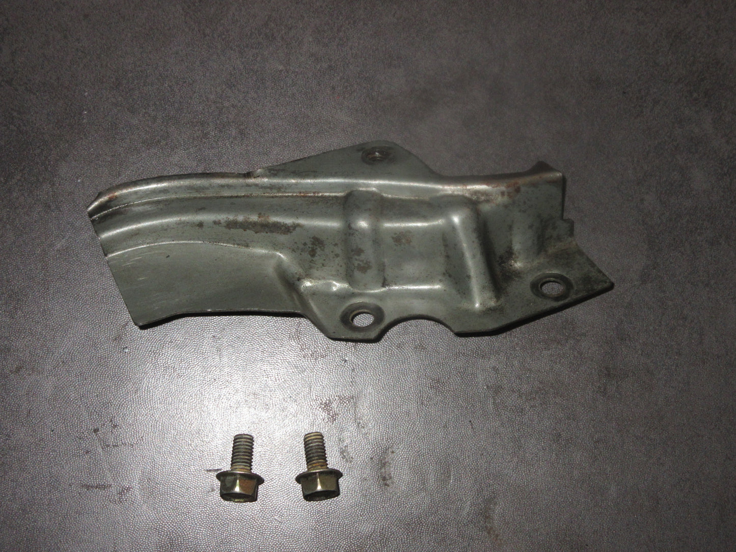 91 92 Mitsubishi 3000GT 3.0L DOHC OEM Rear Cylinder Head Timing Belt Side Cover