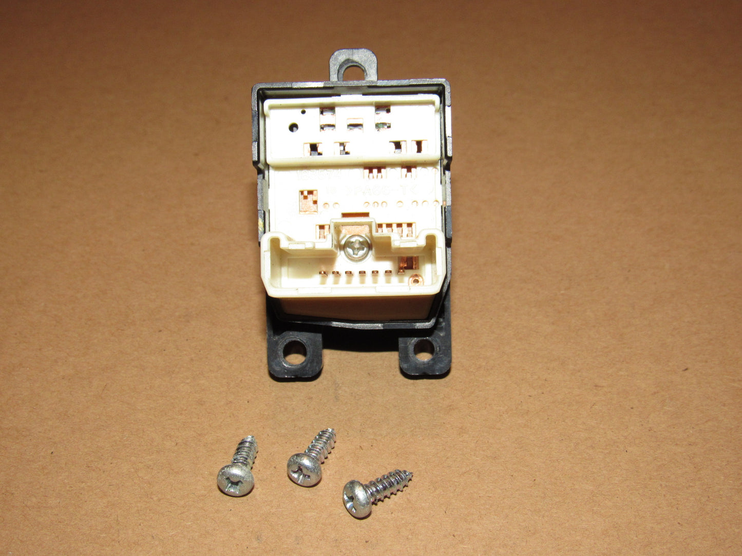 04 05 06 07 08 Mazda RX8 OEM Power Mirror Switch