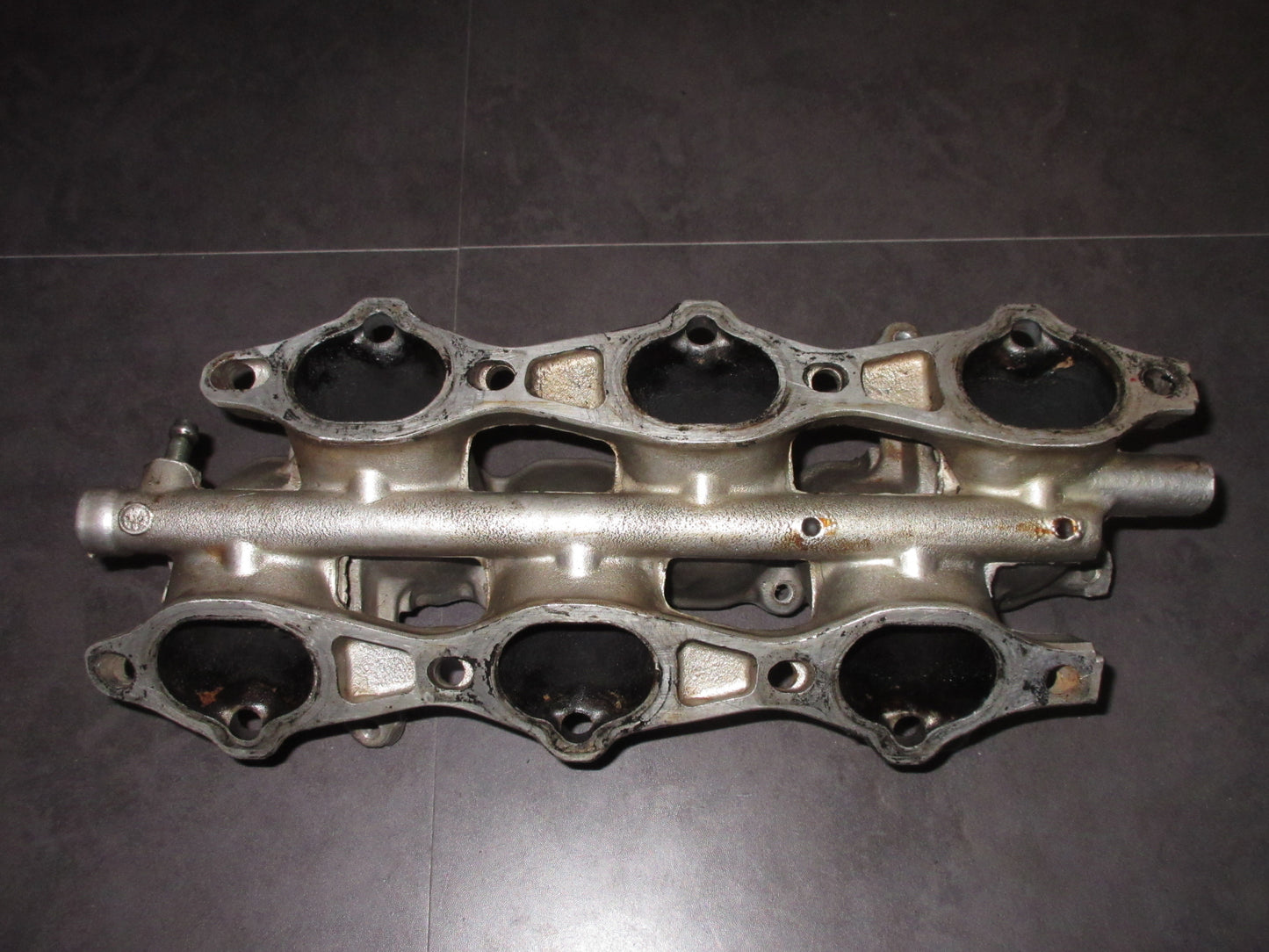 91 92 Mitsubishi 3000GT 3.0L DOHC OEM Intake Manifold Lower Runner
