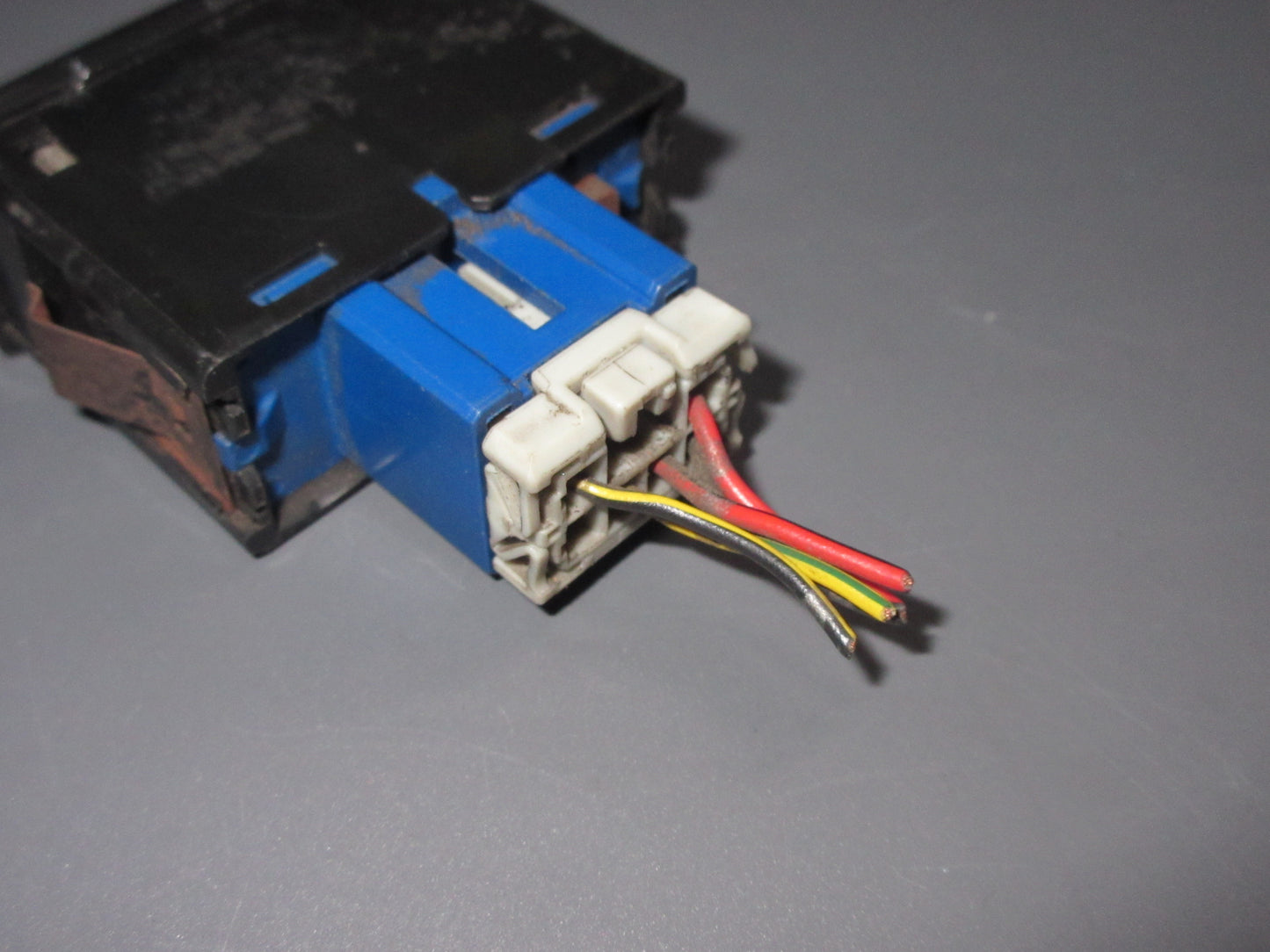 94 95 96 97 Honda Accord OEM Rear Defroster Switch Pigtail Harness Connector