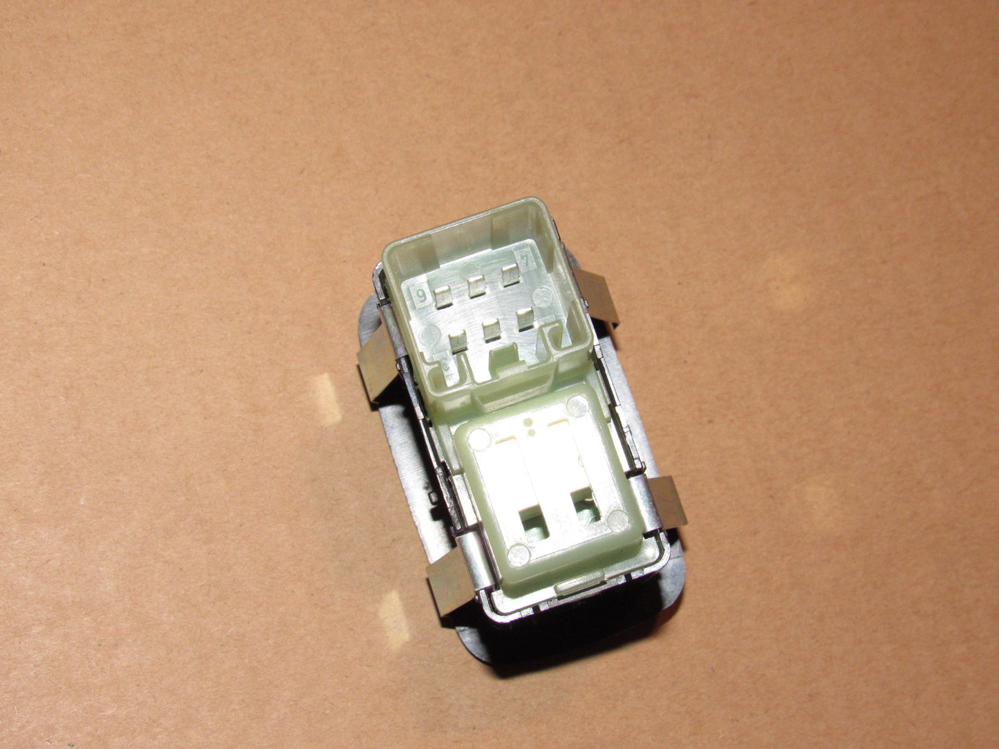 11-21 Jeep Grand Cherokee OEM Rear Window Switch