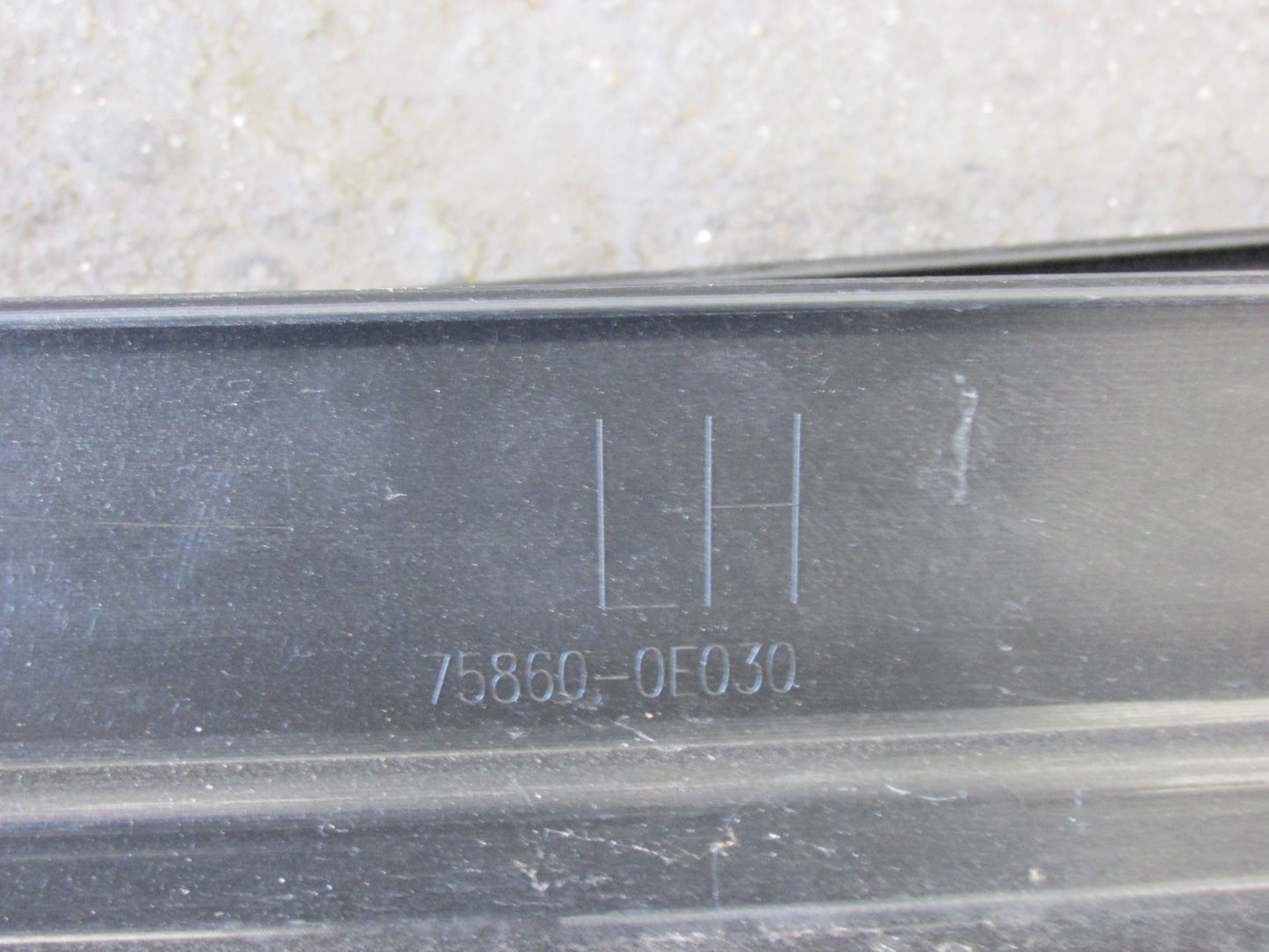 16-22 Lexus RX350 RX450 OEM Rocker Panel Door Lower Moulding Set