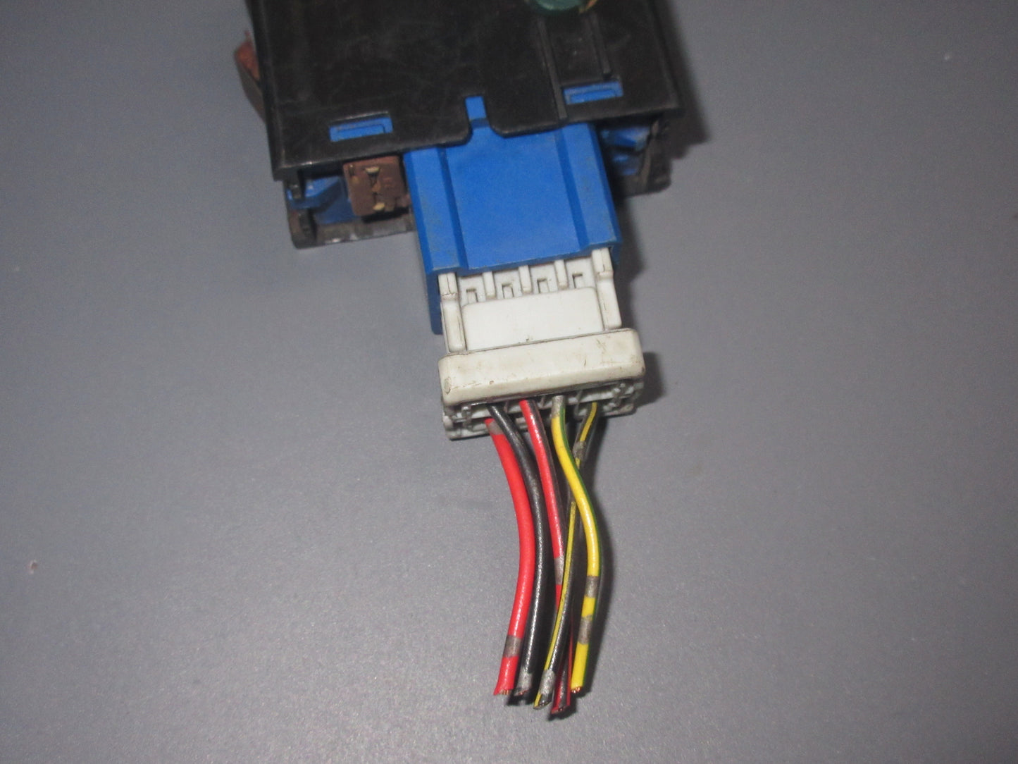 94 95 96 97 Honda Accord OEM Rear Defroster Switch Pigtail Harness Connector