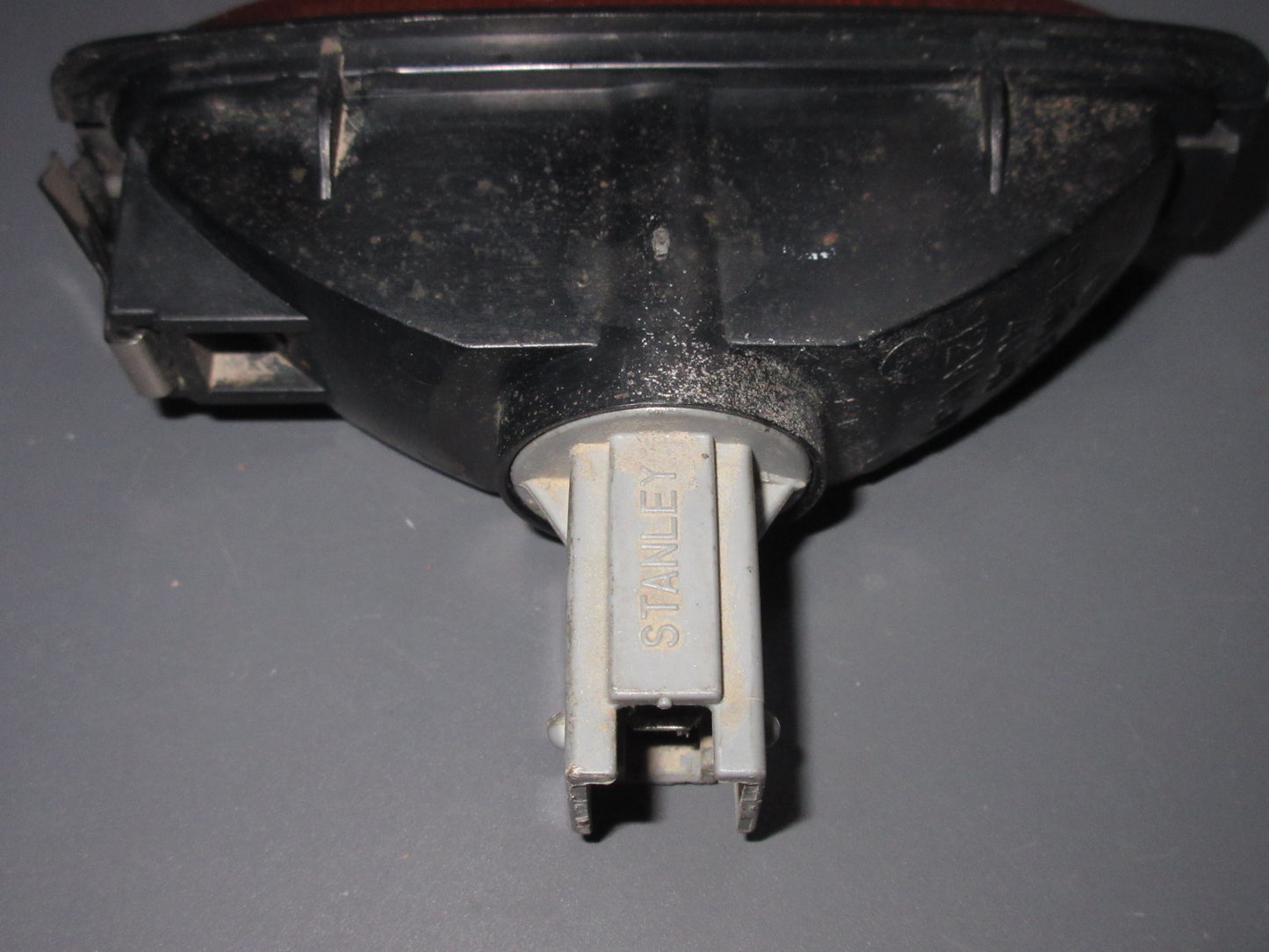 94 95 96 97 Honda Accord OEM Front Fender Side Marker Light Lamp Bulb Socket