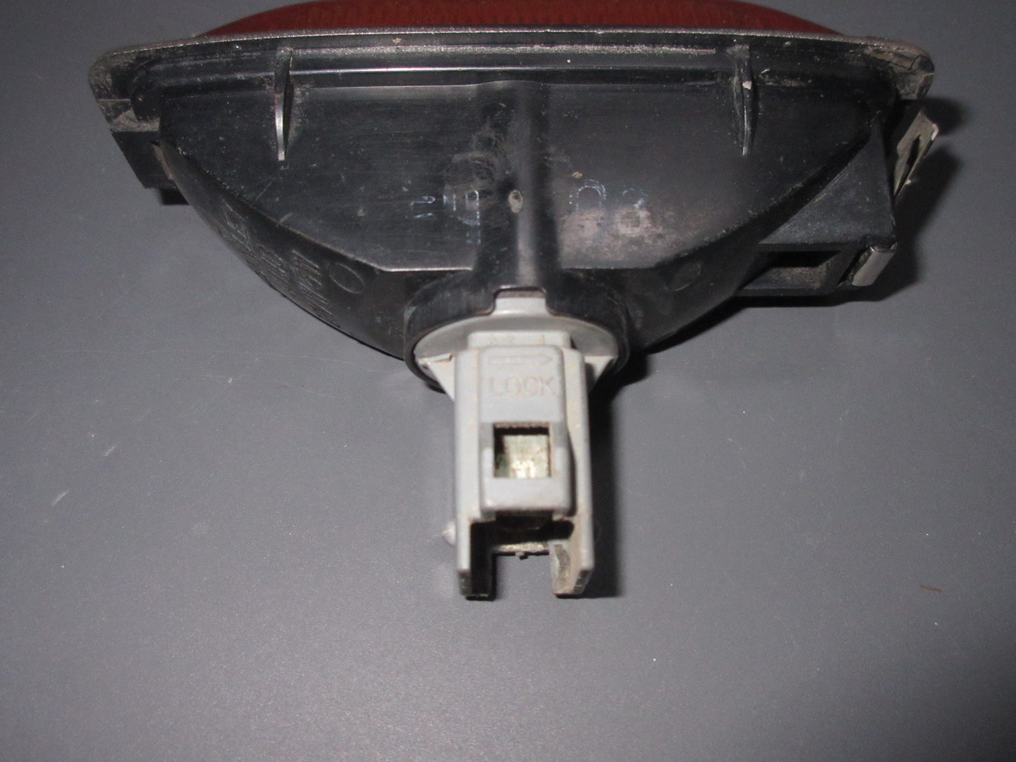 94 95 96 97 Honda Accord OEM Front Fender Side Marker Light Lamp Bulb Socket