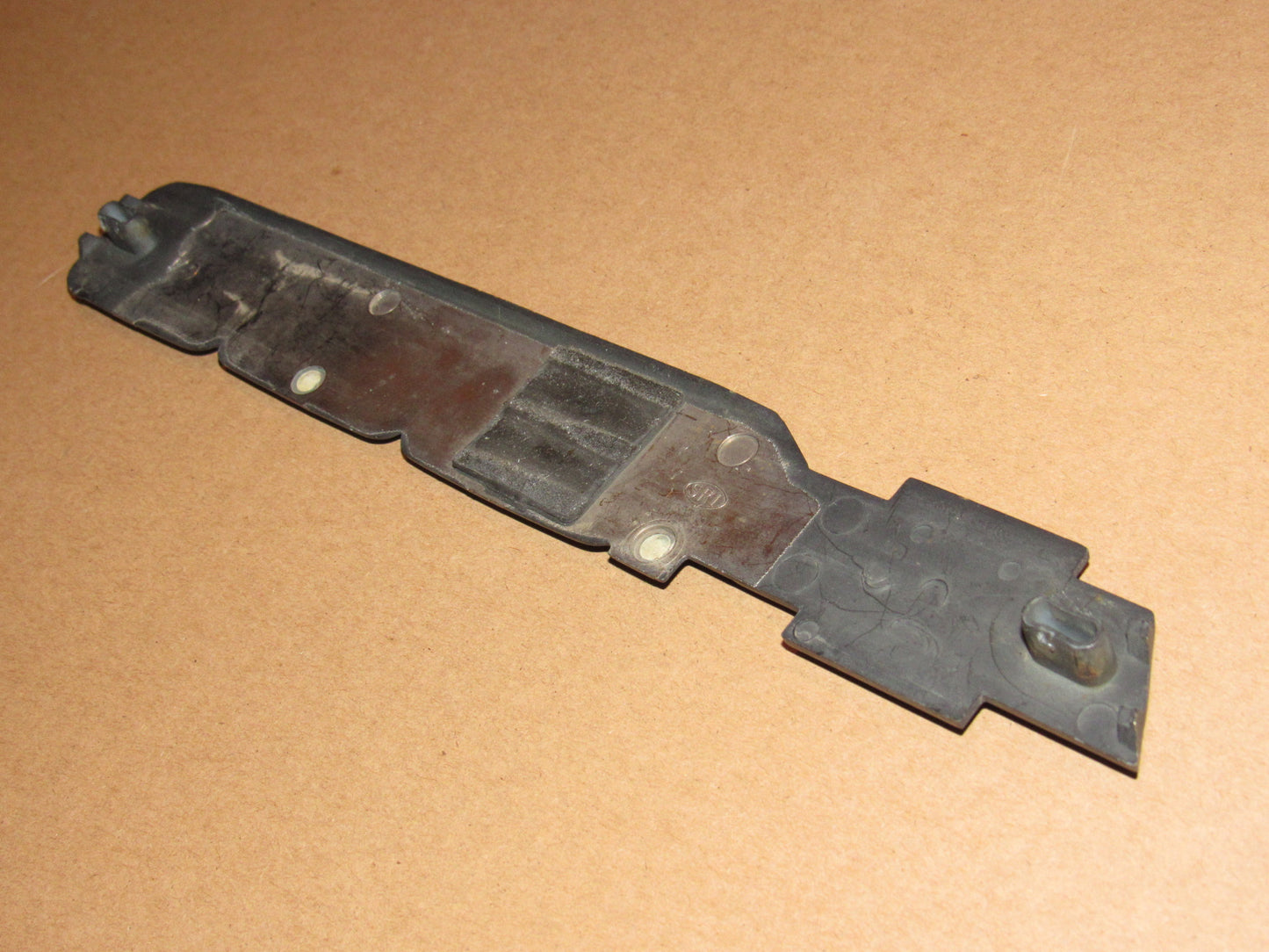 95-98 Chevrolet Silverado 1500 OEM Front Door Badge Emblem