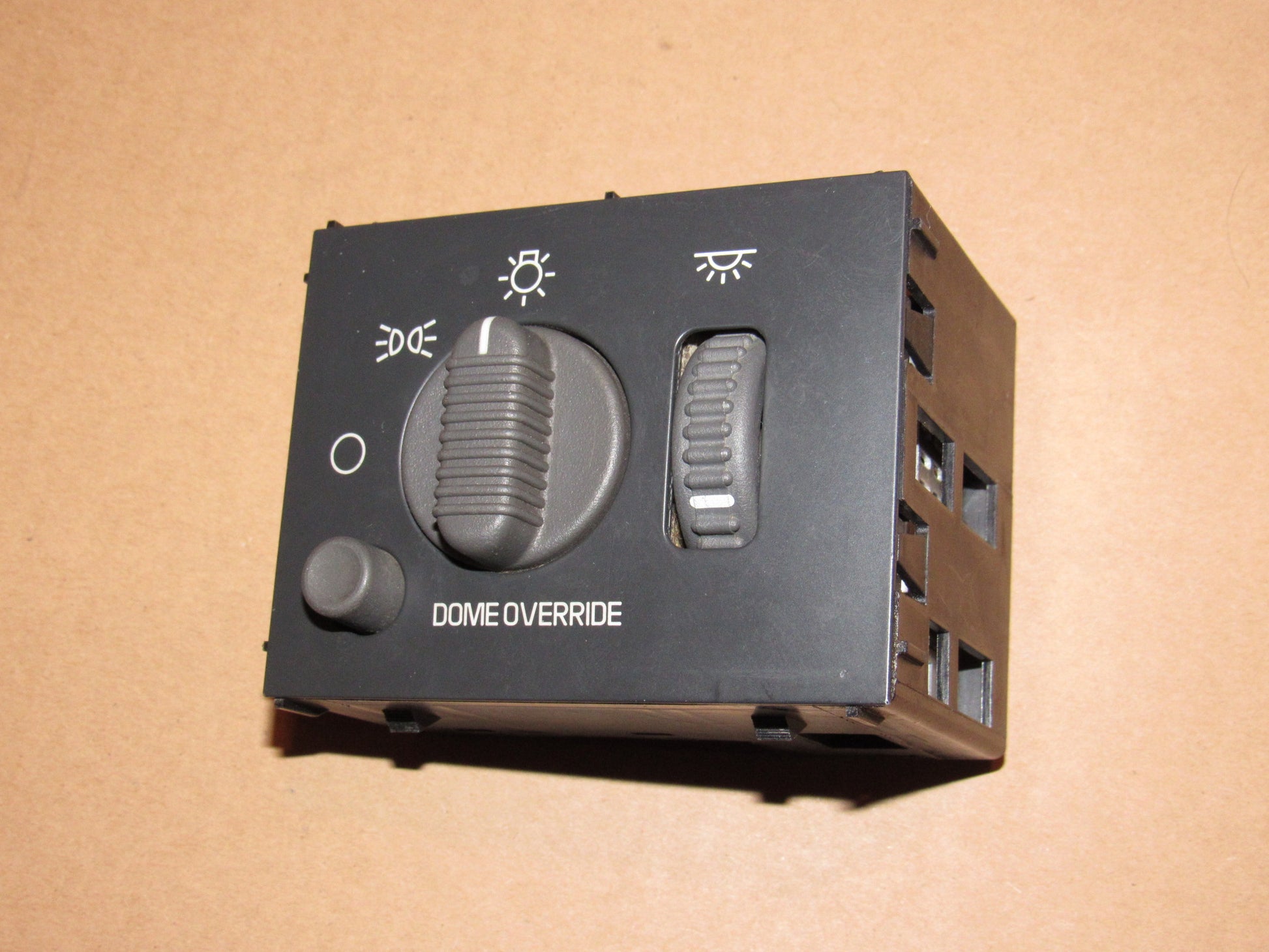 00-02 Chevrolet Suburban OEM Headlight and Dimmer Switch