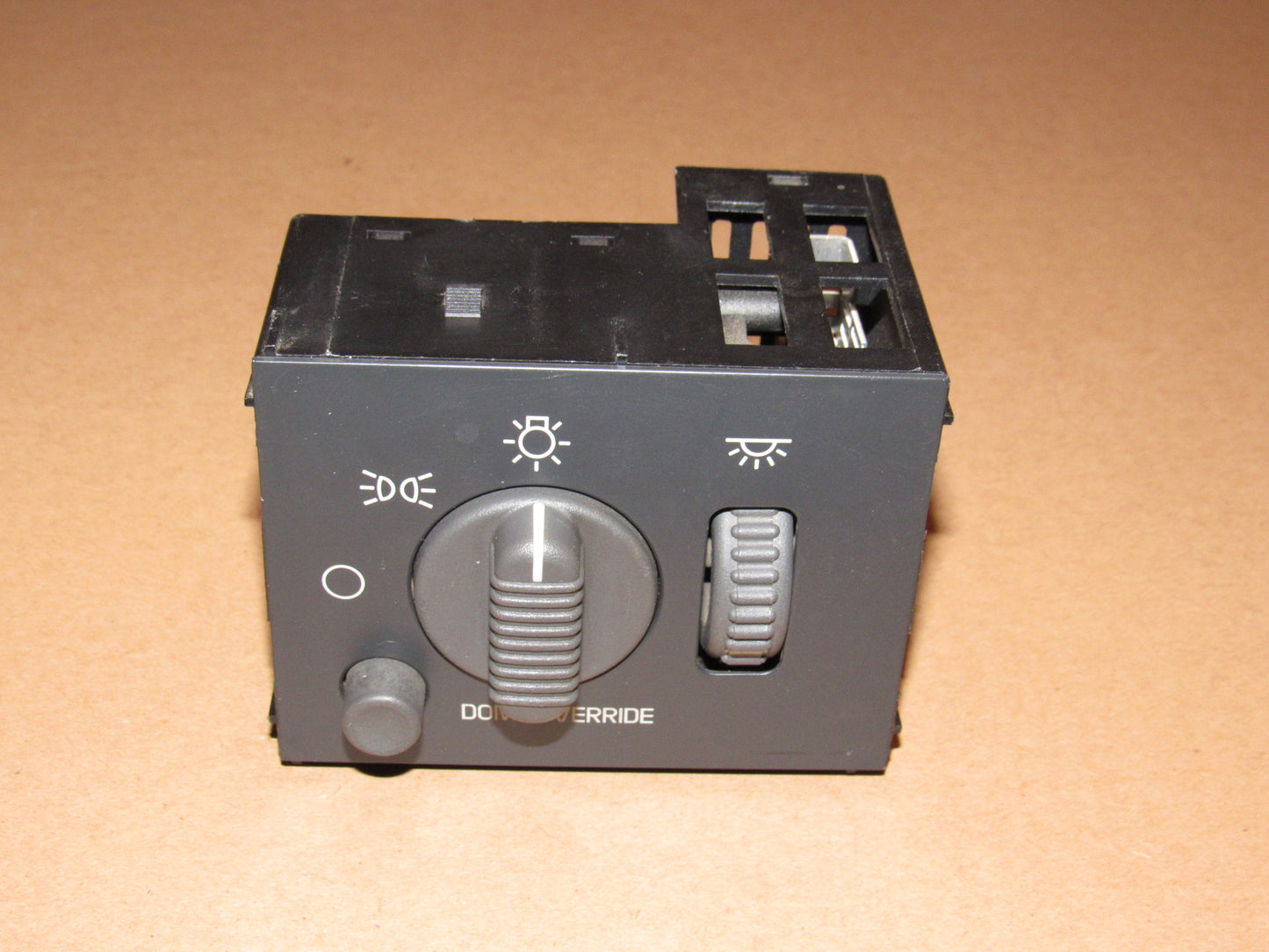 00-02 Chevrolet Suburban OEM Headlight and Dimmer Switch