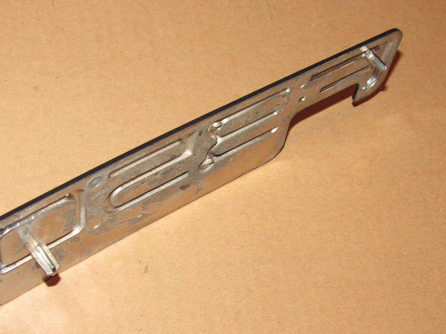 99-04 Ford F-350 OEM Front Fender Super Duty Badge Emblem