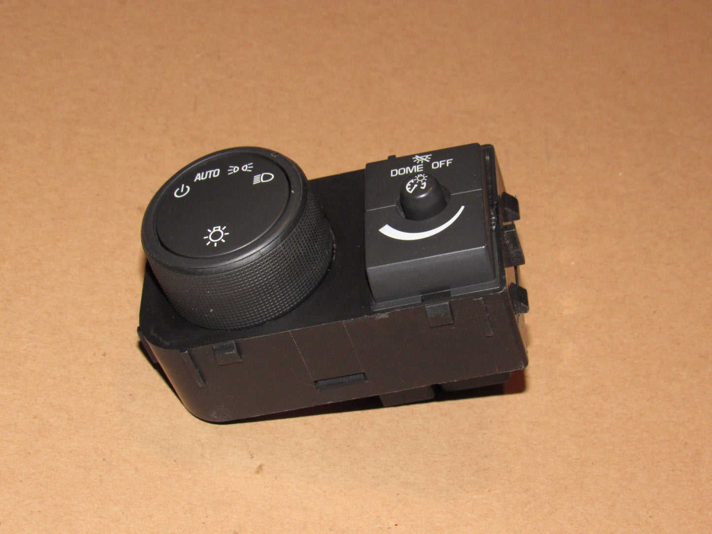 07-13 GMC Sierra OEM Headlight and Dimmer Switch