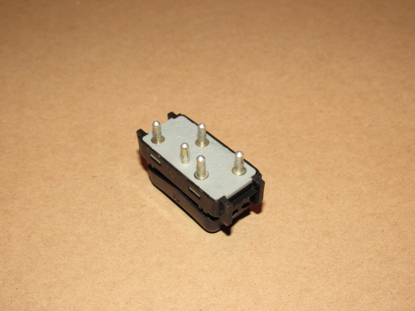 94-95 Mercedes E320 OEM Traction Switch