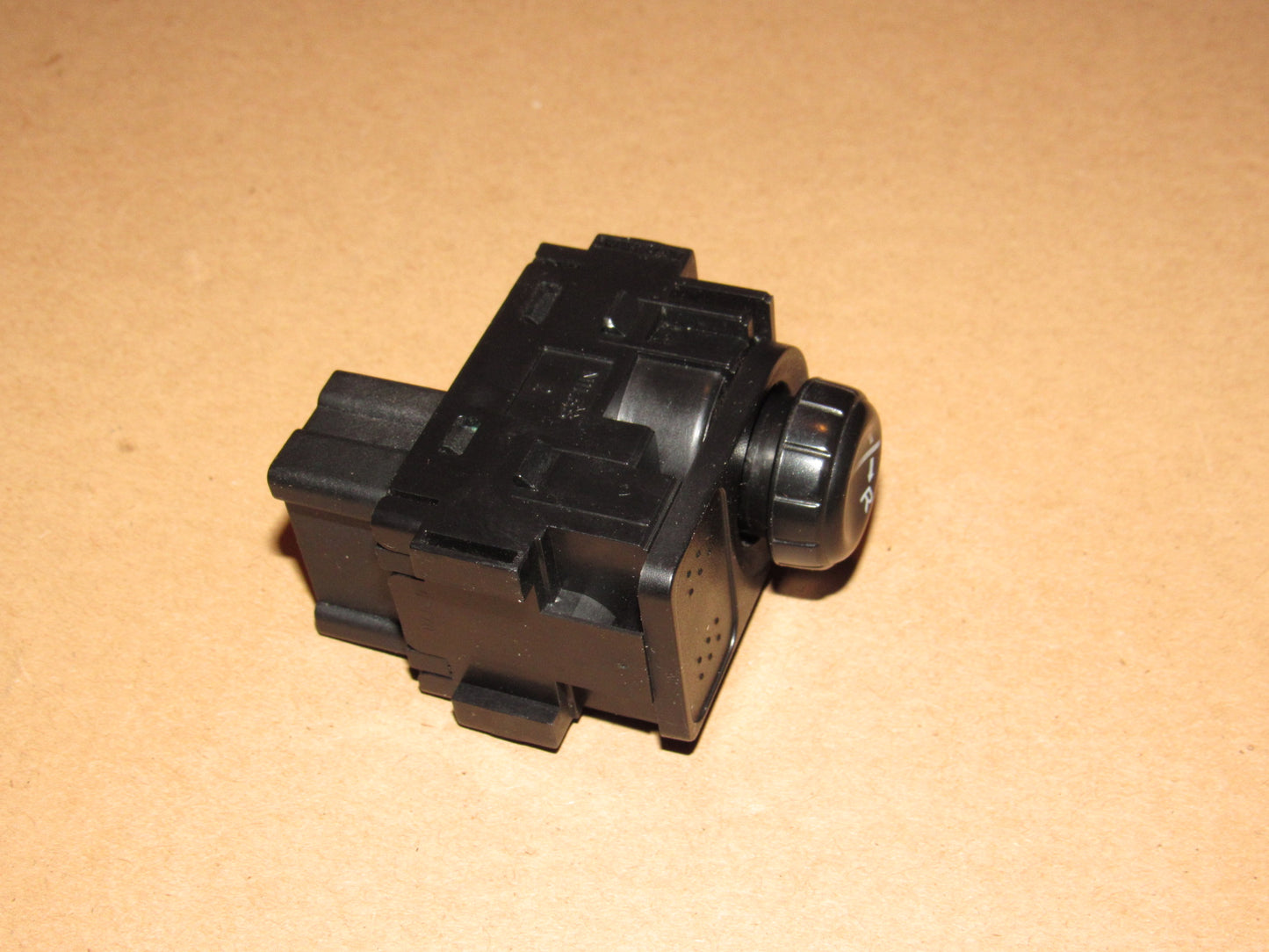 05-06 Nissan Altima OEM Power Mirror Switch