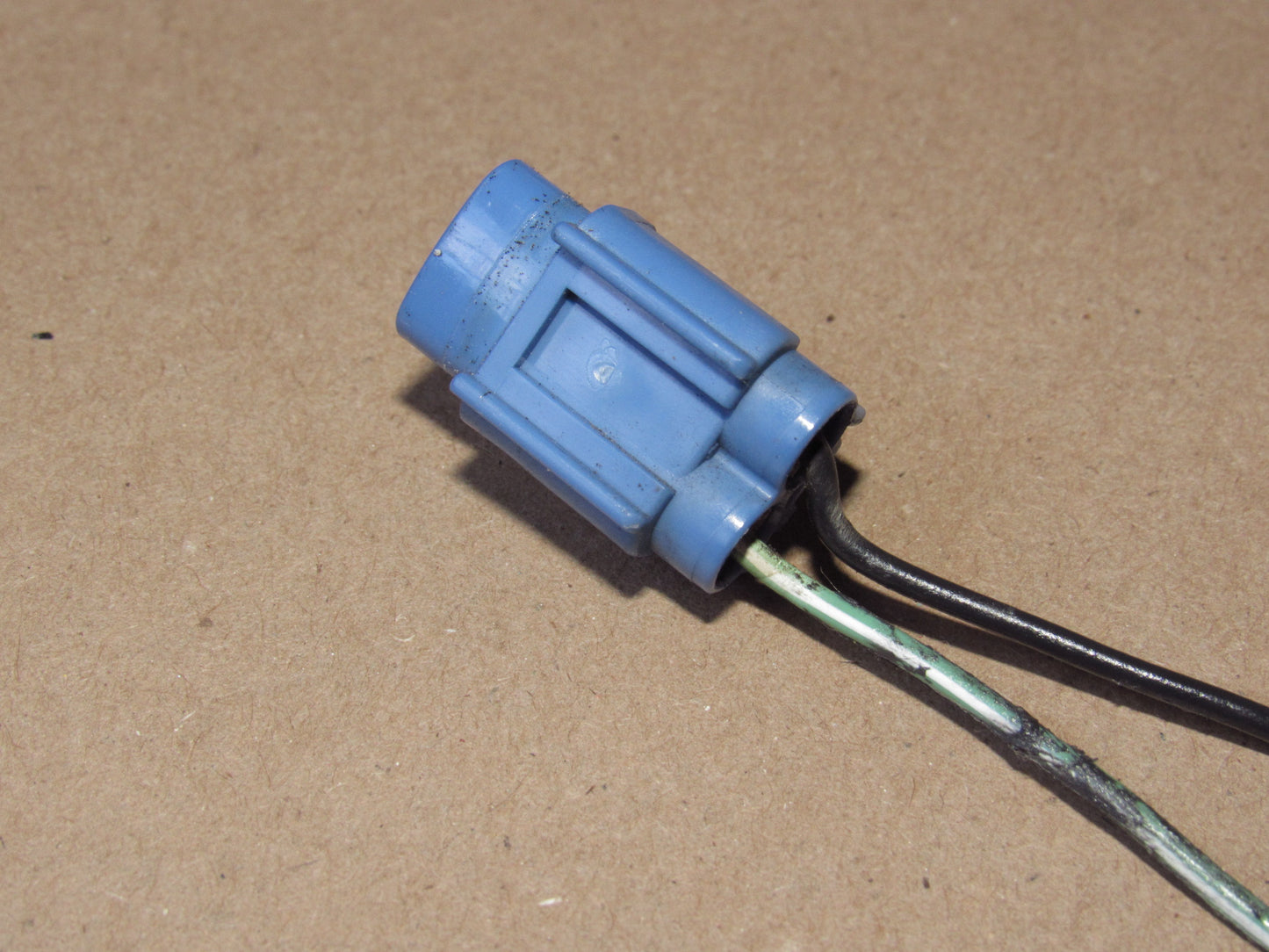 98-02 Mazda 626 OEM Front Fender Side Marker Light Pigtail Harness Connector