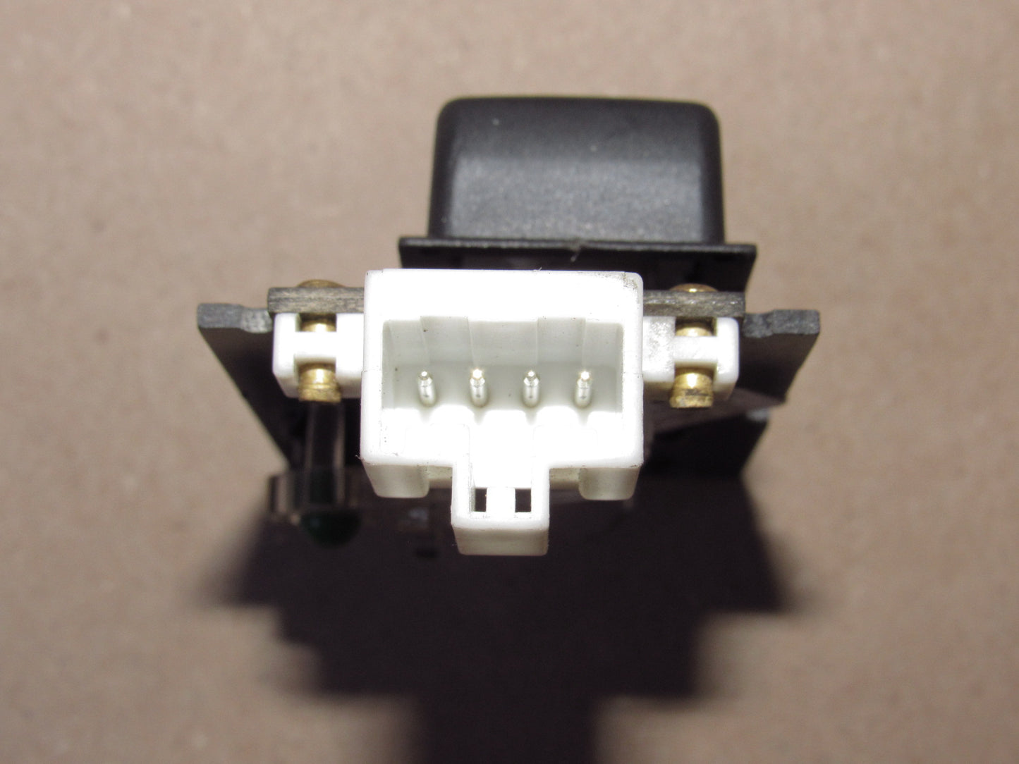 96-02 Land Rover Range Rover OEM Rear Window Switch