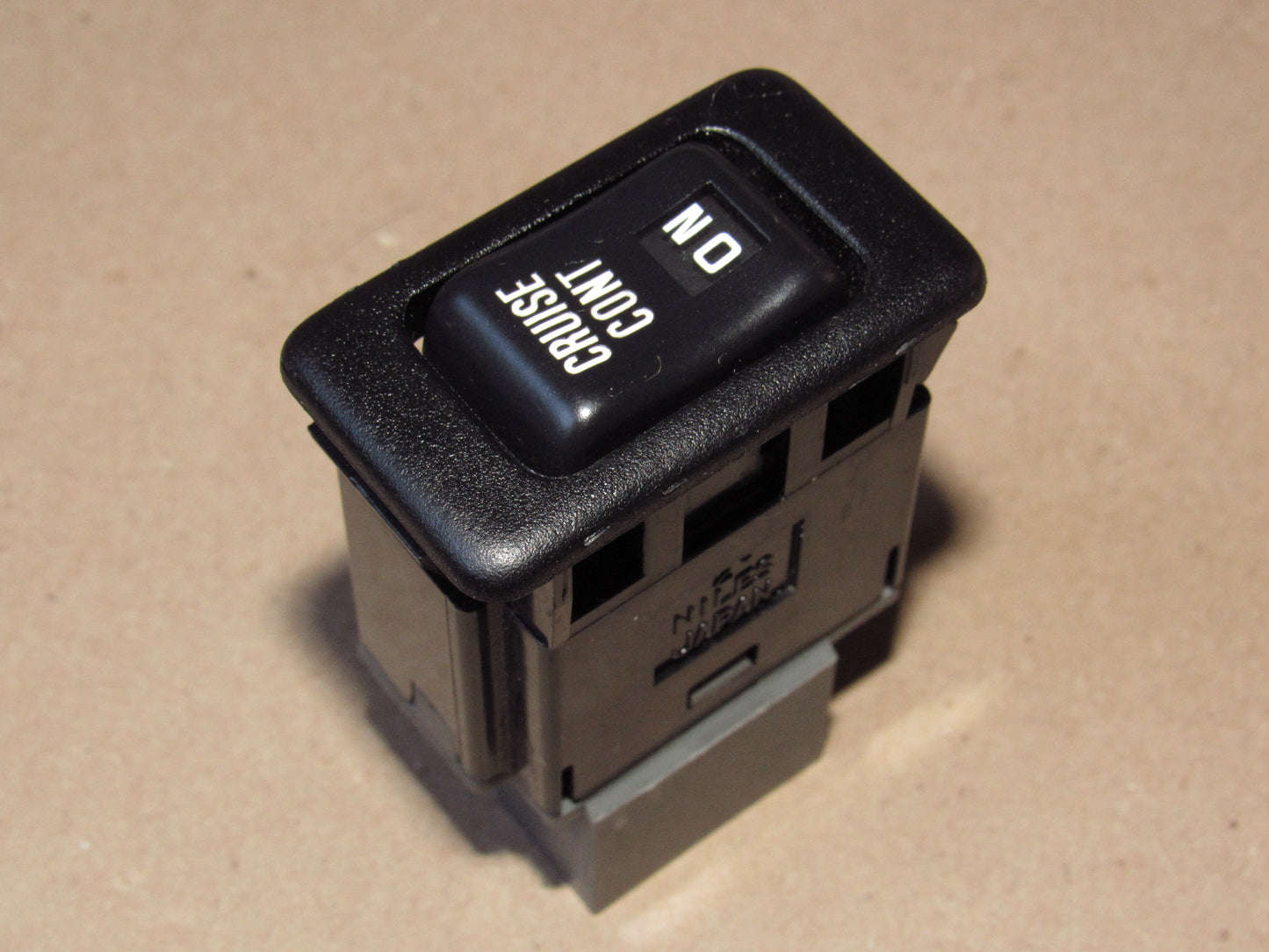 94-95 Nissan Pathfinder OEM Cruise Control On/Off Switch