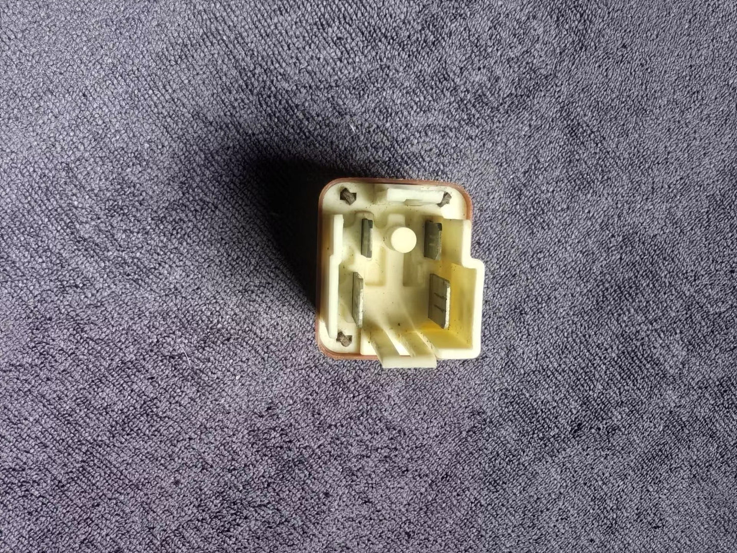 Toyota OEM Relay 90987-02006