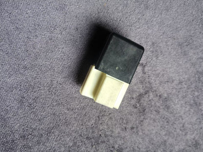 Toyota OEM Relay 90987-02010