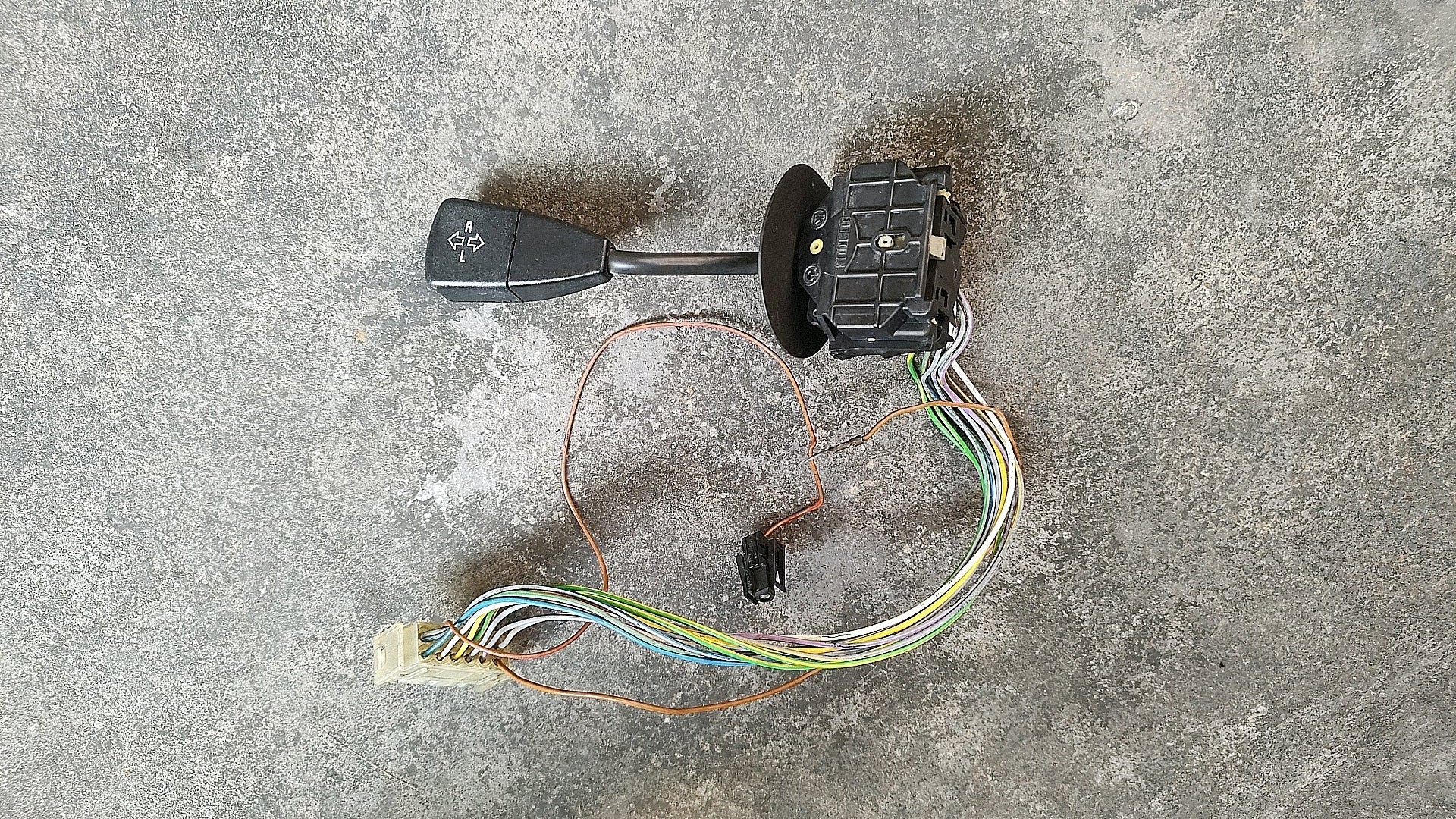 92-95 BMW 325i OEM Turn Signal Switch Stalk