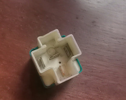 Toyota OEM Relay 90987-03003
