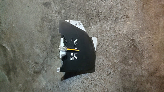 92-96 Toyota Camry OEM Fuel Gauge Meter
