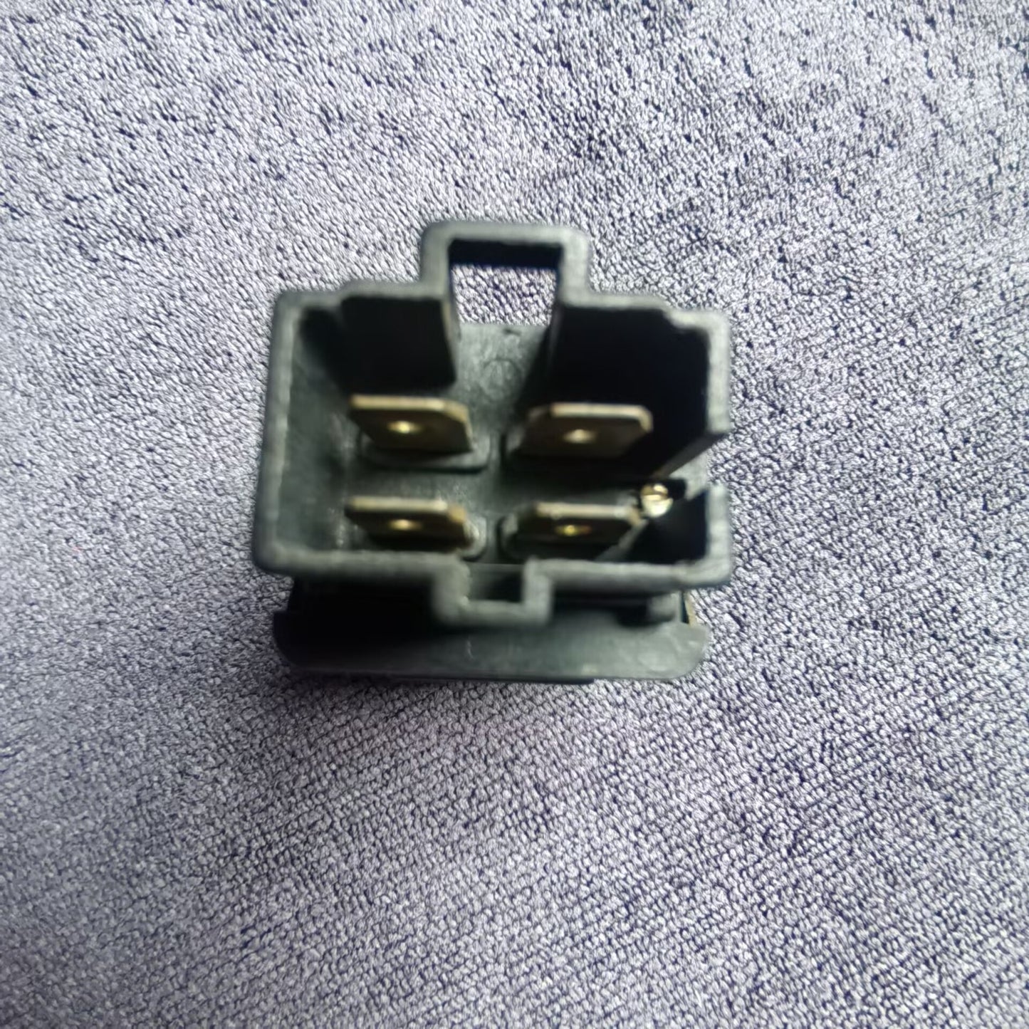 Universal Power Relay 4 Prongs