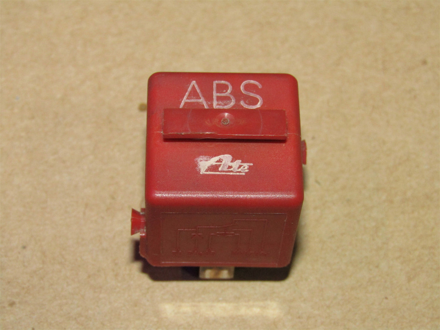 BMW OEM ABS Relay V23134-A52-X153 / 10.0822-0019.1 / 61.36-1393 404