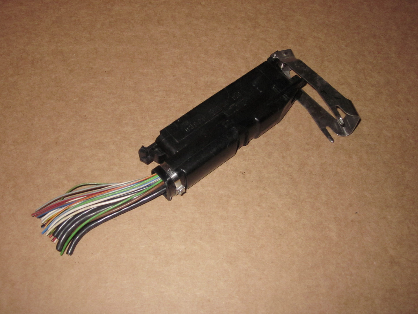 95 96 97 Audi A4 OEM ABS Computer Module Pigtail Harness Connector