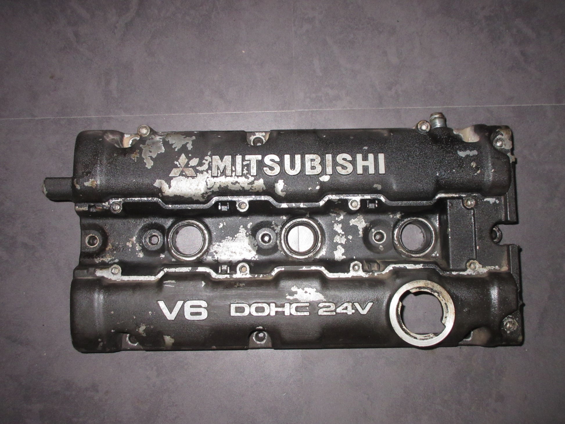 94 95 96 97 Mitsubishi 3000GT NA OEM Front Engine Valve Cover