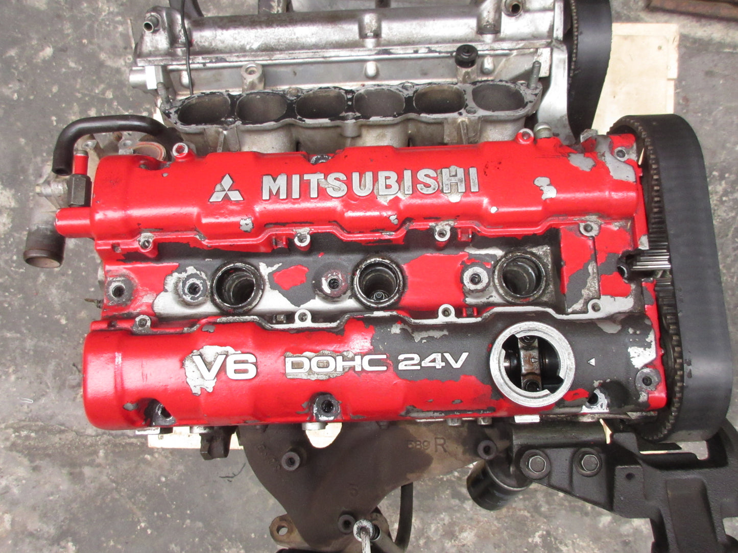 91 92 Mitsubishi 3000GT 3.0L DOHC OEM Front Engine Valve Cover