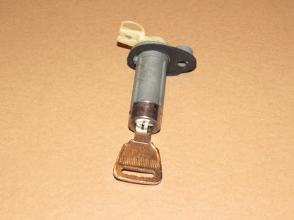 88-91 Honda CRX OEM Hatch Door Trunk Lock Cylinder Tumbler with Key
