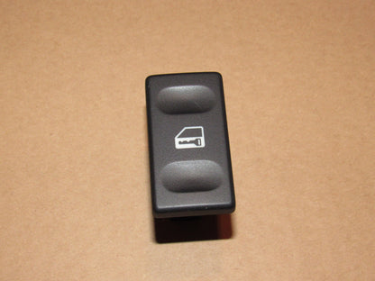 03-04 Land Rover Discovery OEM Dash Central Power Door Lock Switch