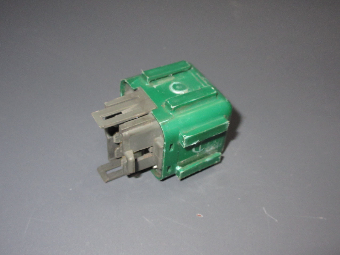 90 91 92 93 94 Lexus LS400 OEM Circuit Open Relay 85910-22040