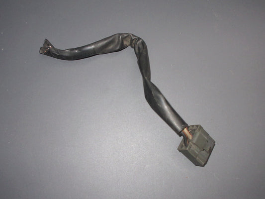 90-94 Lexus LS400 OEM 85910-22040 Circuit Open Relay Pigtail Harness Connector