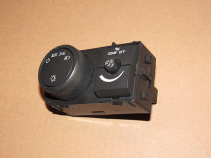 07-14 GMC Yukon OEM Headlight and Dimmer Switch