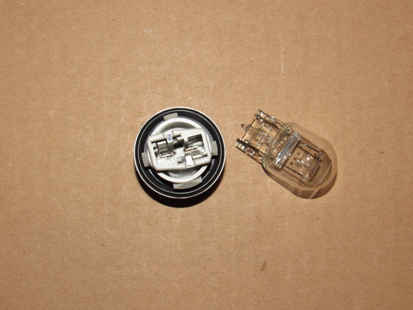 16-23 Mazda Miata OEM Reverse Light Bulb Socket